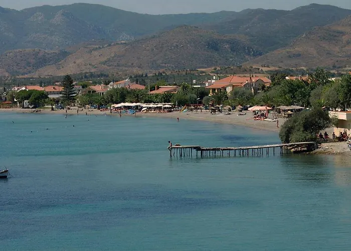 Antirrio Apartments